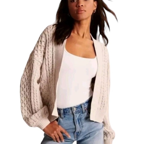Abercrombie & Fitch Sweaters - Abercrombie & Fitch beige Cable Knit Cardigan Sweater